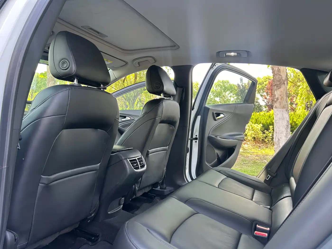 Chevrolet Malibu XL 2017 1.5T Auto Sport Edition фото 11