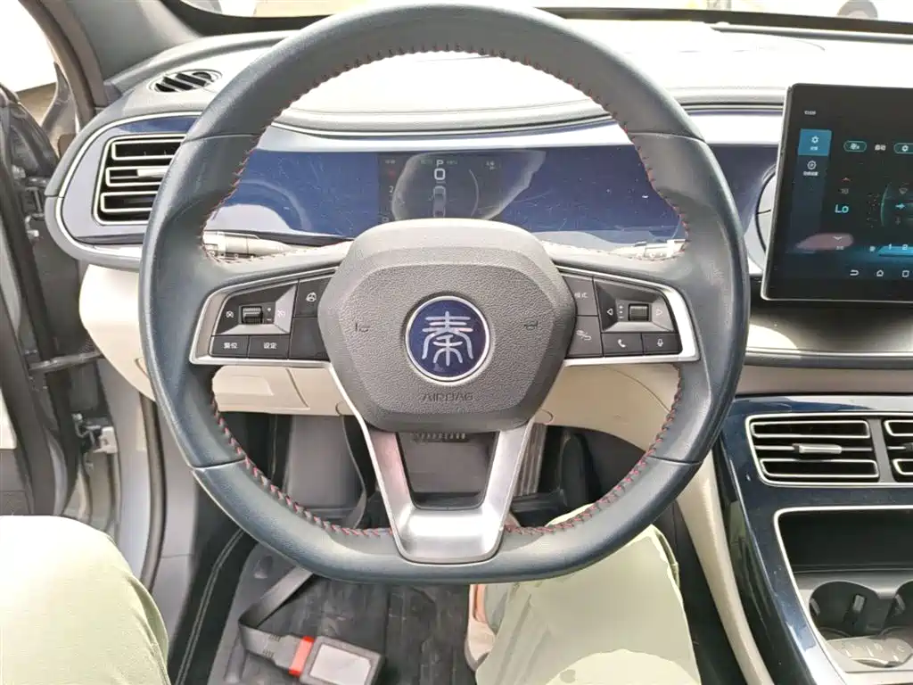 BYD Qin PLUS 2021 DM-i 120KM Premium фото 11
