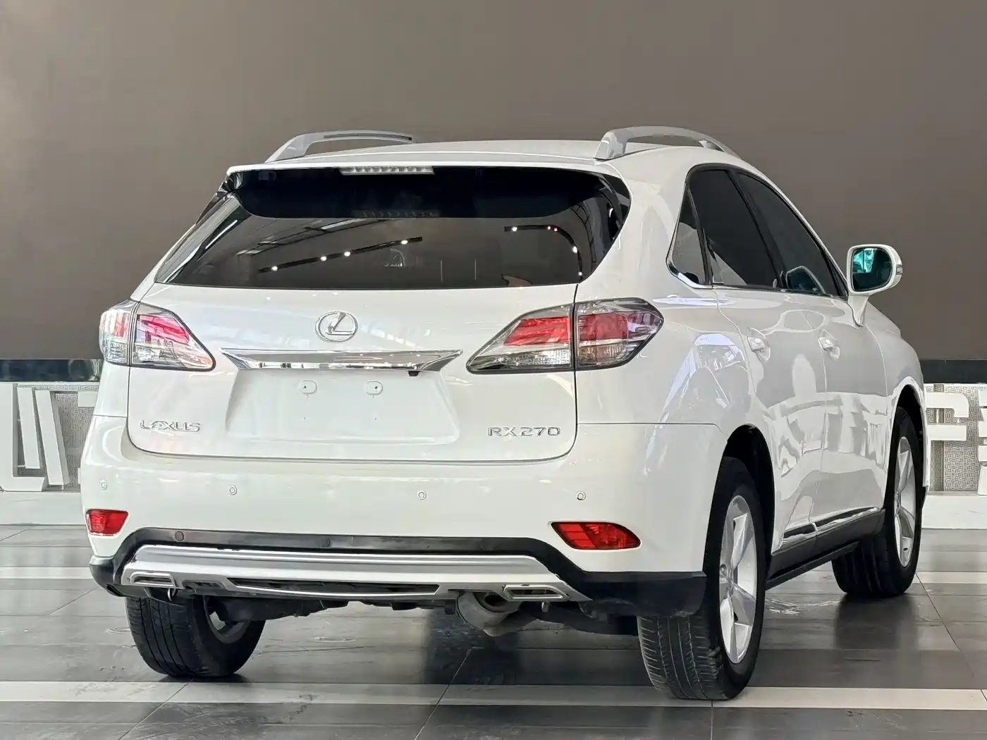 Lexus RX Classic 2013 Model 270 Luxury фото 3