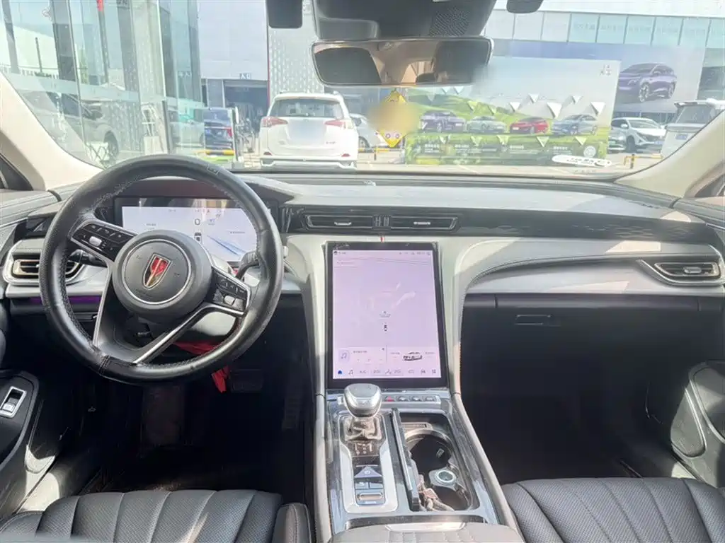 Hongqi H5 2024 2.0T Automatic Smart Connect Flag Smooth Edition фото 14