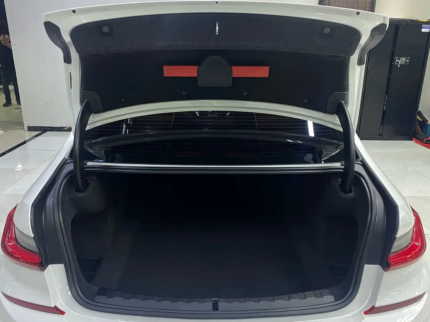 BMW 3 Series 2020 320Li M Sport Package фото 19