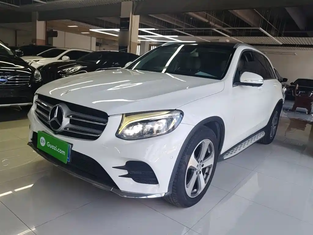 Mercedes-Benz GLC 2017 GLC 300 4MATIC Dynamic фото 2