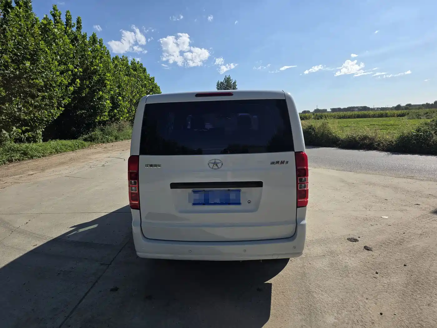 JAC Refine M3 2017 2018 Maker Edition 1.6L Luxury