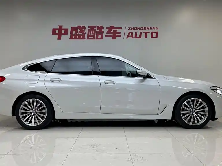 BMW 6 Series GT 2018 630i Luxury Design Package фото 5