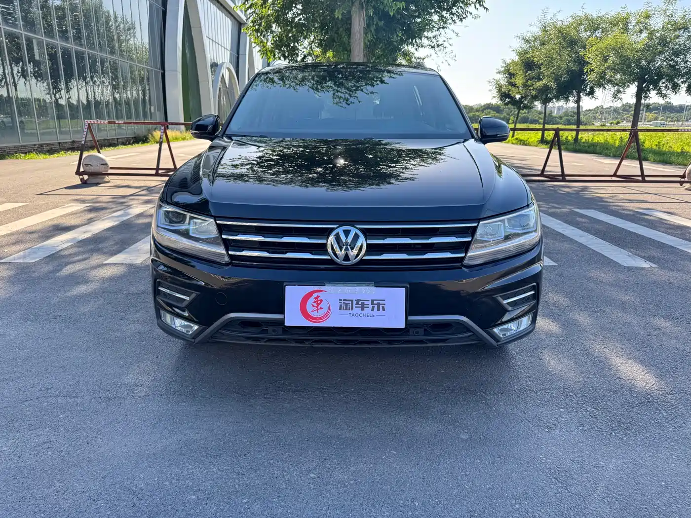 Volkswagen Tiguan L 2019 Facelift 330TSI Auto 2WD Smart Luxury China VI фото 2