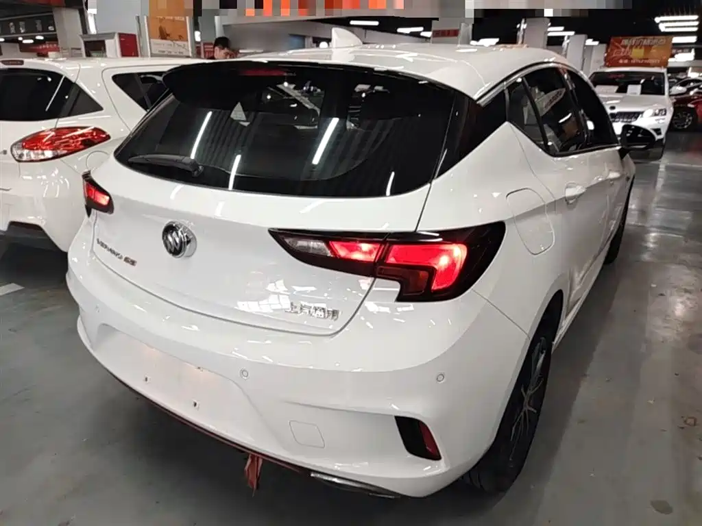 Buick Verano 2018 Hatchback GS 20T Dual Clutch Leading фото 7