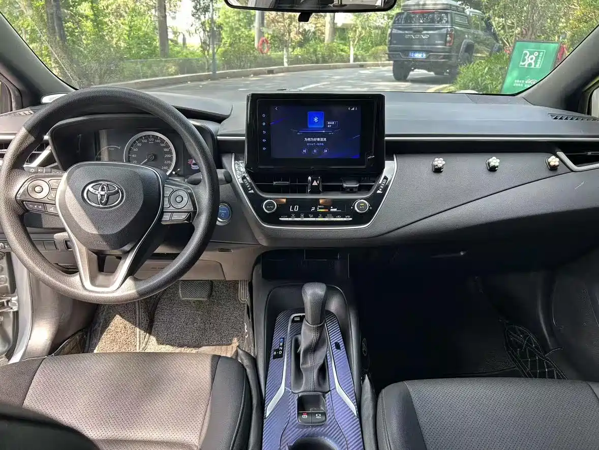 Toyota Levin 2022 Dual Engine 1.8H E-CVT Leading Edition фото 12