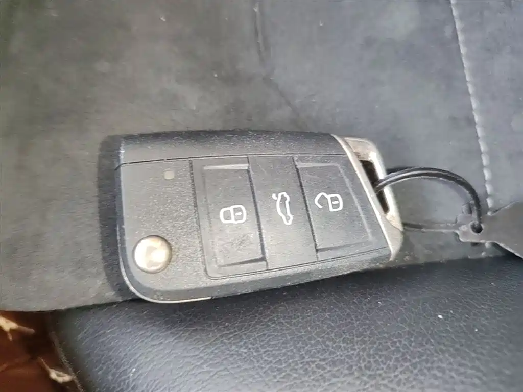 Volkswagen Golf 2018 230TSI Automatic Luxury фото 9