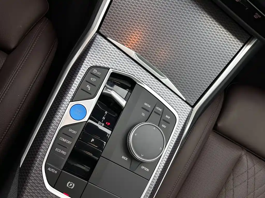 BMW i3 2025 eDrive 40 L Shadow Night Sport Package фото 13