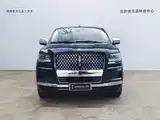 Фото 3 - Lincoln Navigator