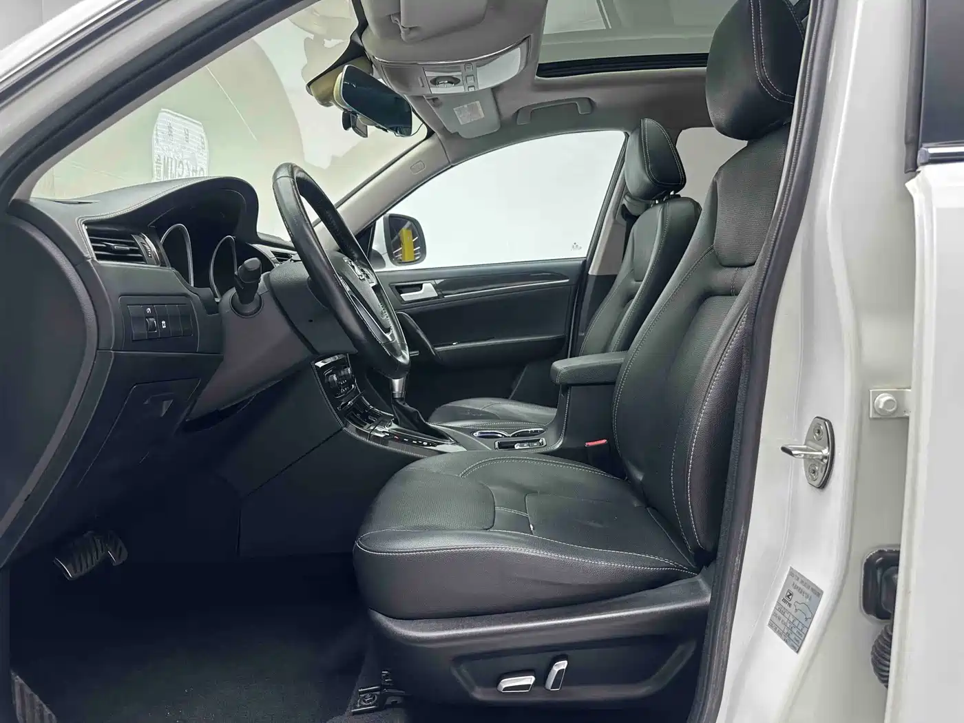 Zotye T600 2015 2015 2.0T DCT Luxury