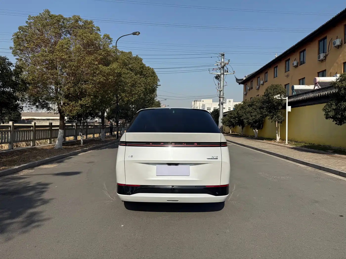 XIAOPENG X9