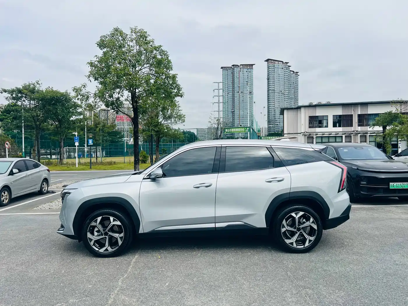 Geely Boyue L 2023 2023 1.5TD DCT Premium