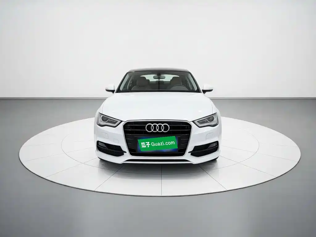 Фото 2 - Audi A3 (Import)