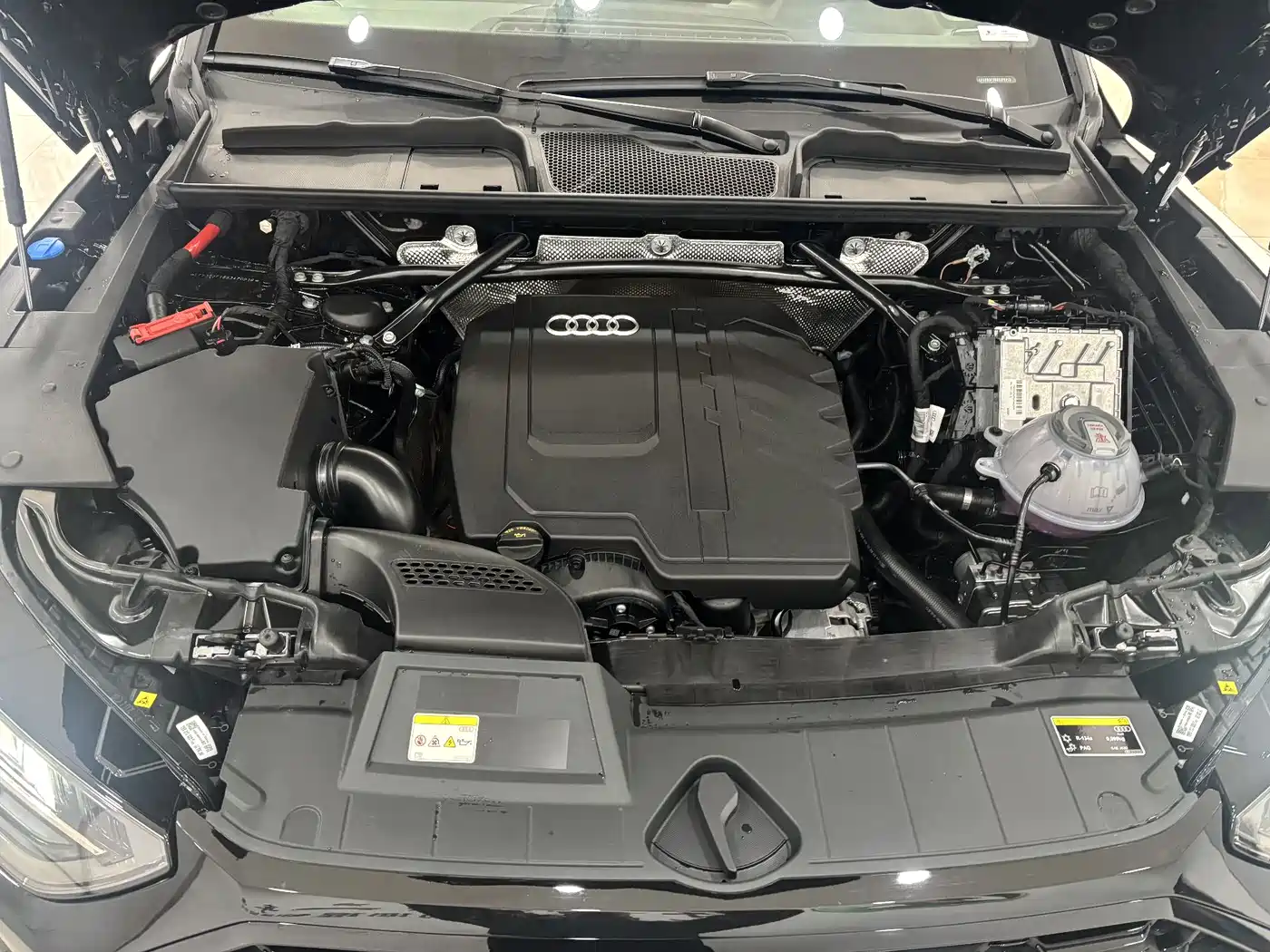 Audi Q5L 2023 40T Luxury Dynamic фото 30