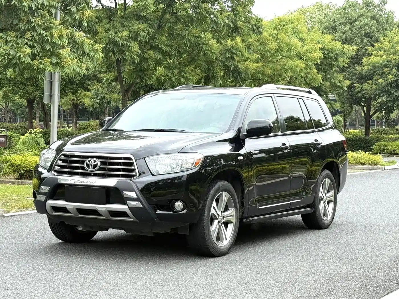 Toyota Highlander 2011 2.7L 2WD 7-seat Luxury