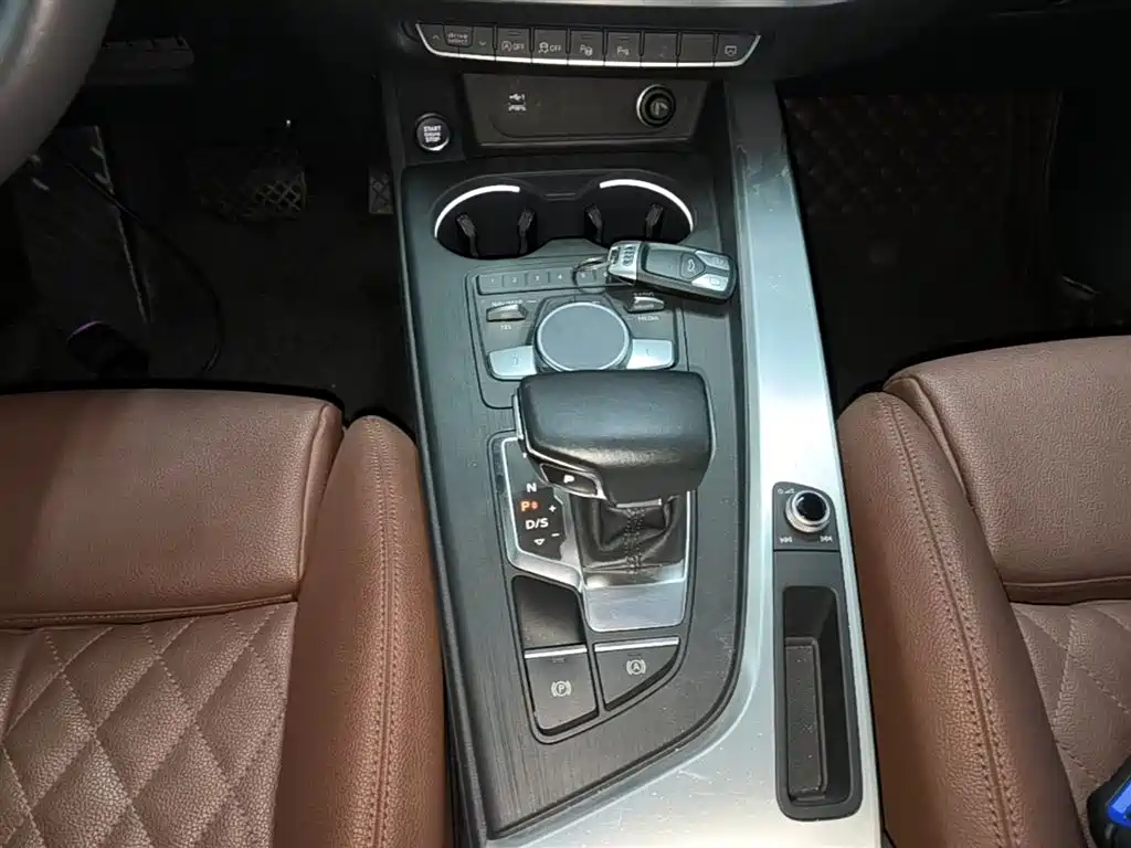 Audi A4L 2019 40 TFSI Fashion (China V) фото 14