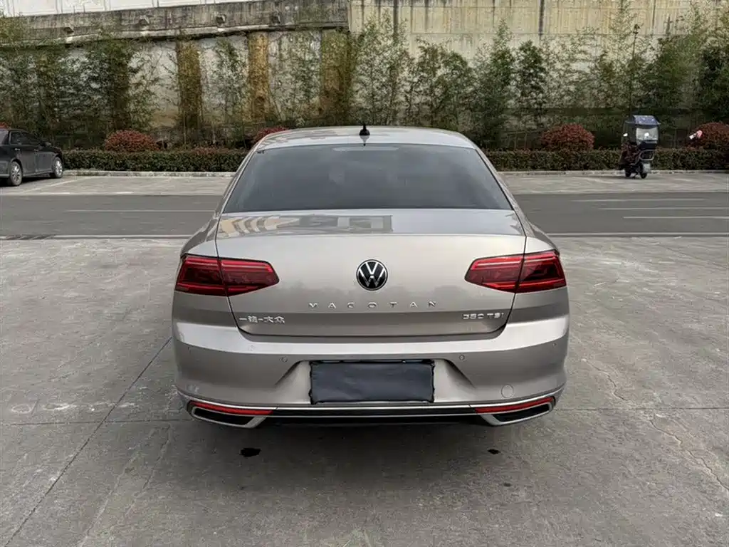 Volkswagen Magotan 2020 330TSI DSG Luxury фото 10