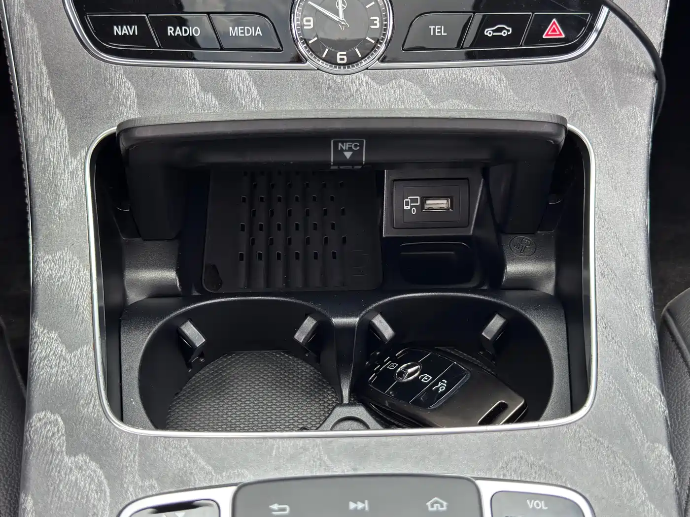 Mercedes-Benz CLS 2020 CLS 300 Luxury фото 14