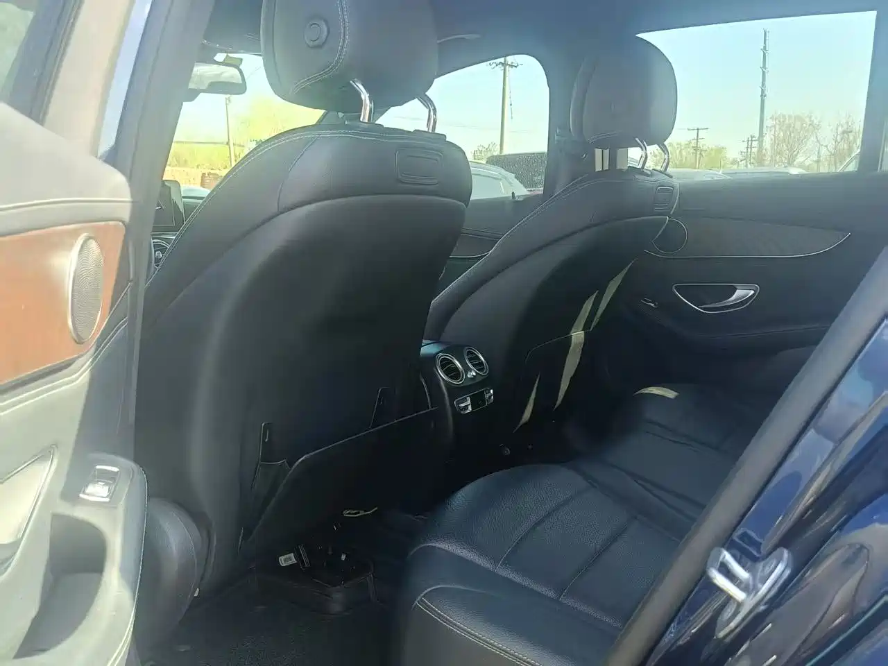 Mercedes-Benz GLC 2017 GLC 300 4MATIC Dynamic фото 6