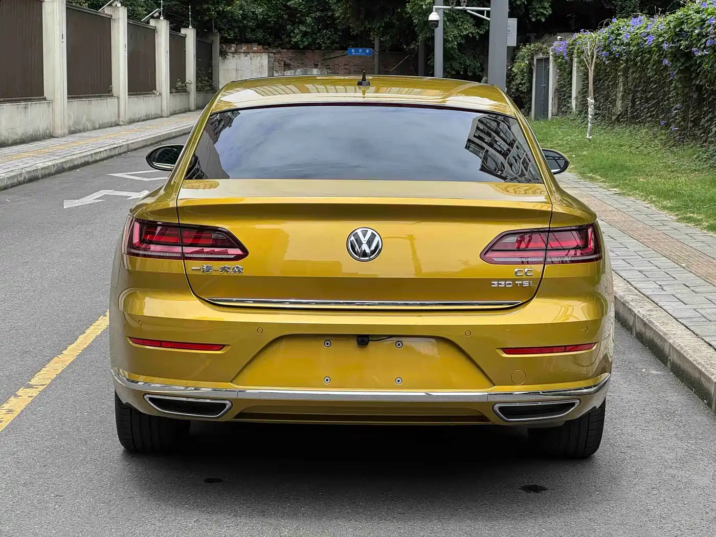 Volkswagen FAW-Volkswagen CC 2019 330TSI Charm Edition China VI фото 14
