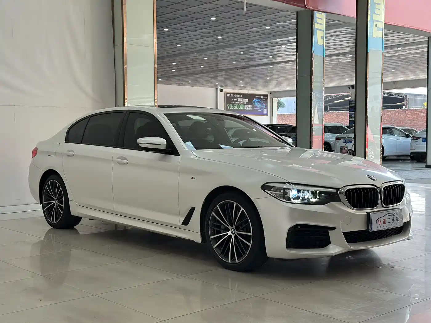 BMW 5 Series 2019 Facelift 530Li Leading M Sport Package фото 2