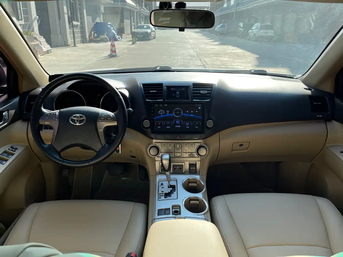 Toyota Highlander 2009 2.7L 2WD 7-seater Luxury Edition фото 12