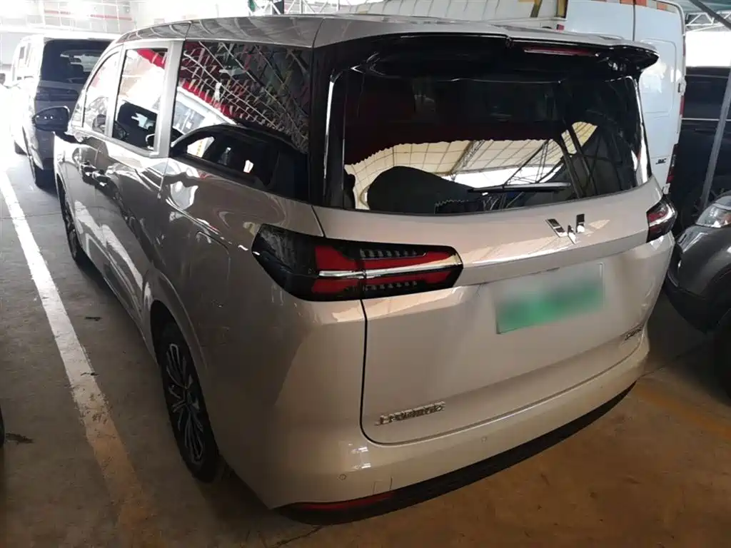 Wuling Motors Xingguang 730 New Energy 2025 2025 Model Plug-in Hybrid Base Version