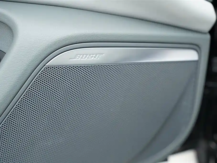 Audi A6L 2012 35 FSI quattro Luxury фото 10