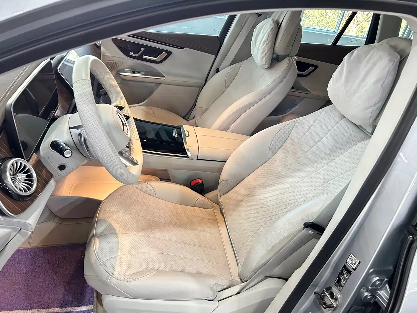 MERCEDES-BENZ EQE SUV