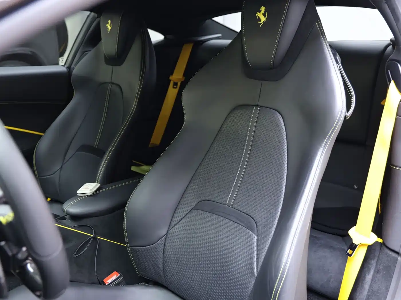 Ferrari Roma 2023 2020 3.9T V8