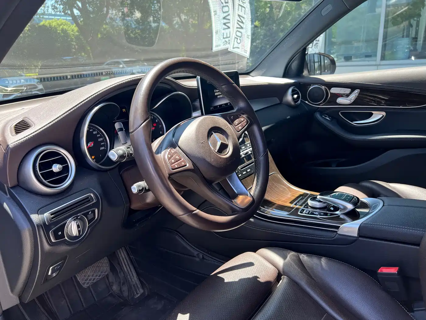 Mercedes-Benz GLC 2019 GLC 260 4MATIC Dynamic фото 5
