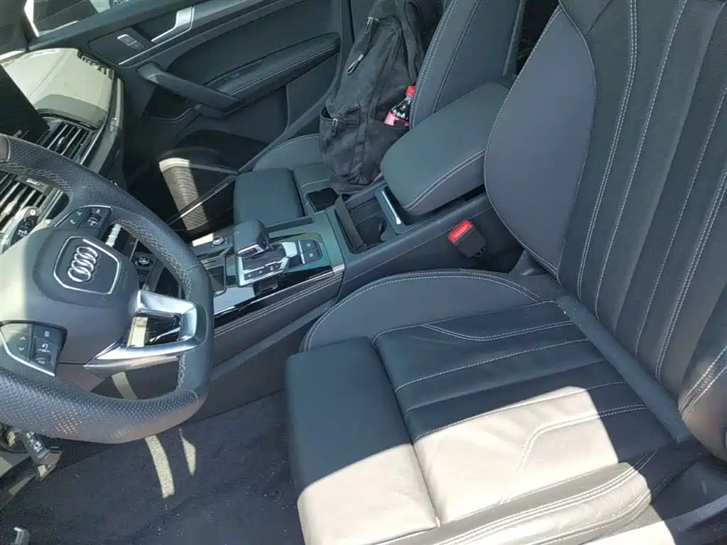 Audi Q5L 2024 Model 45 TFSI Luxury Dynamic фото 22