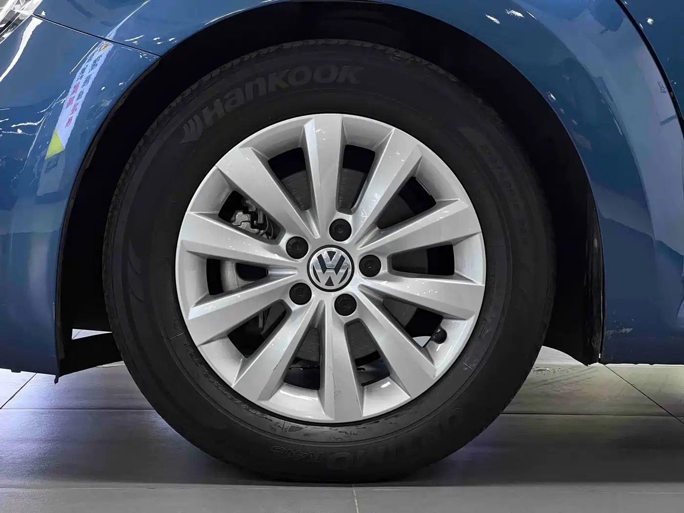 Volkswagen Beetle 2018 180TSI Easy Joy Edition фото 12