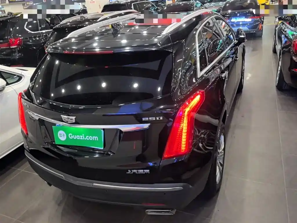 Cadillac XT5 2016 25T Luxury Model фото 6