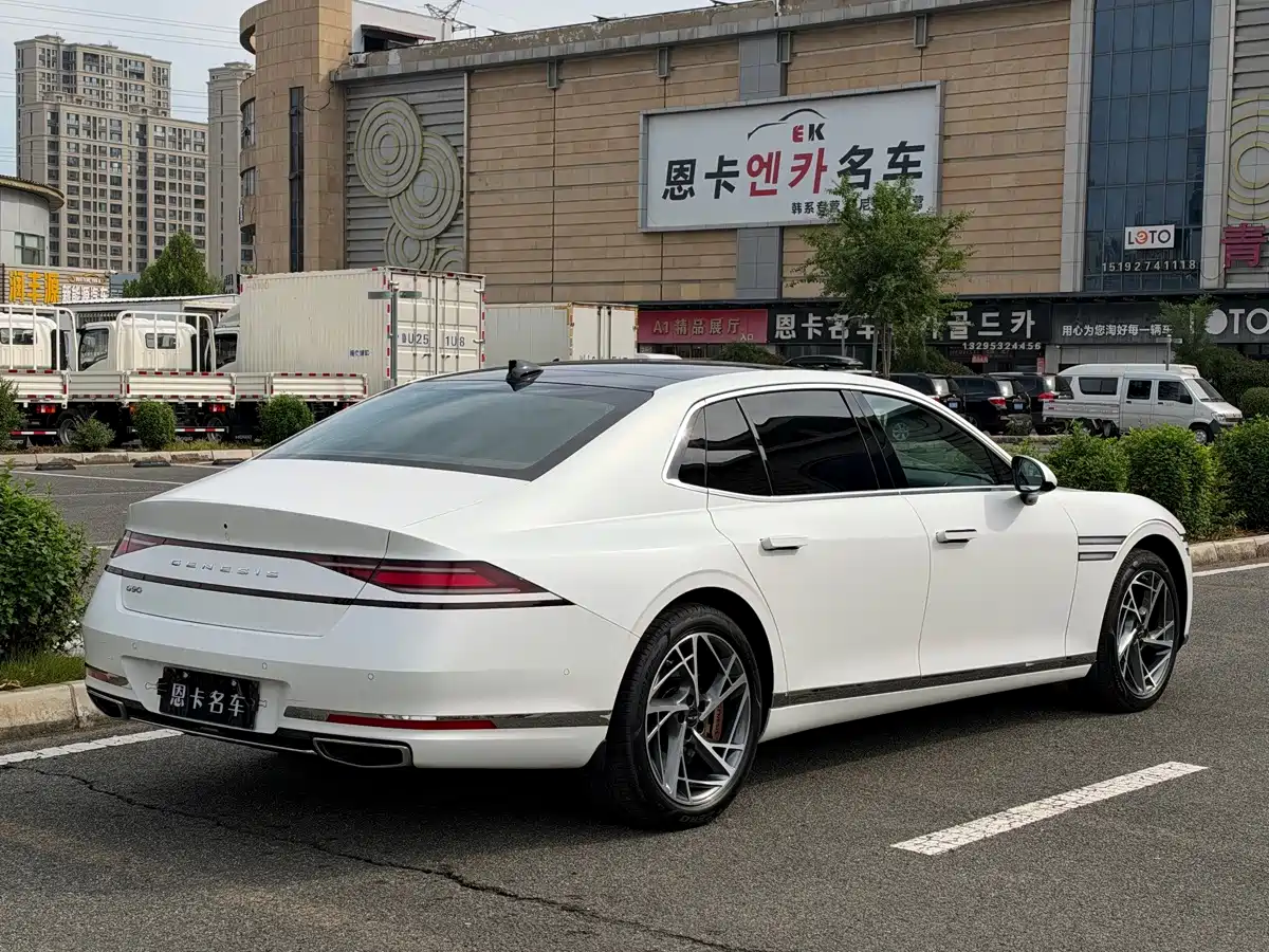 Genesis G90 2023 2023 3.5T Luxury Version