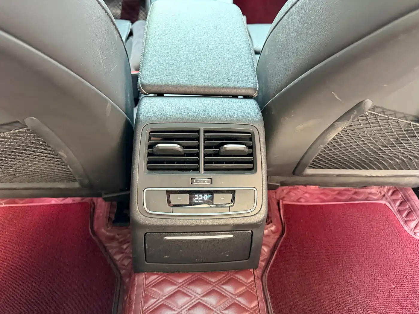 Audi A4L 2022 40 TFSI Luxury Dynamic фото 12