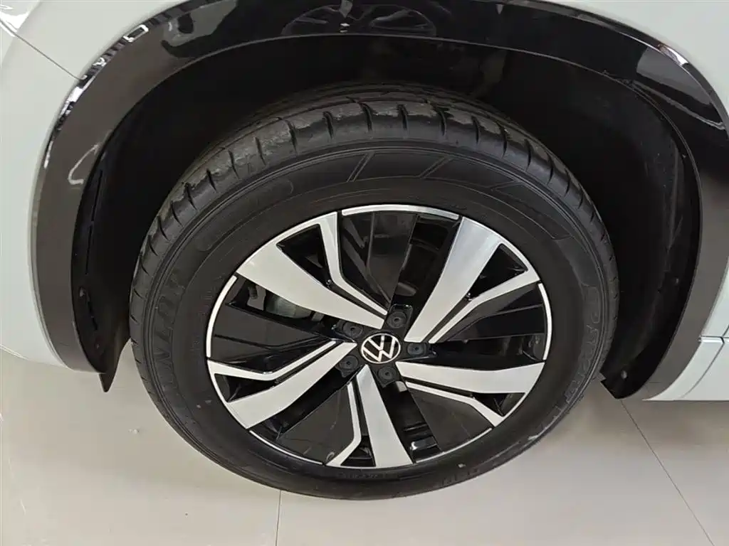 Volkswagen Tayron GTE Plug-in Hybrid 2022 1.4T Luxury фото 23