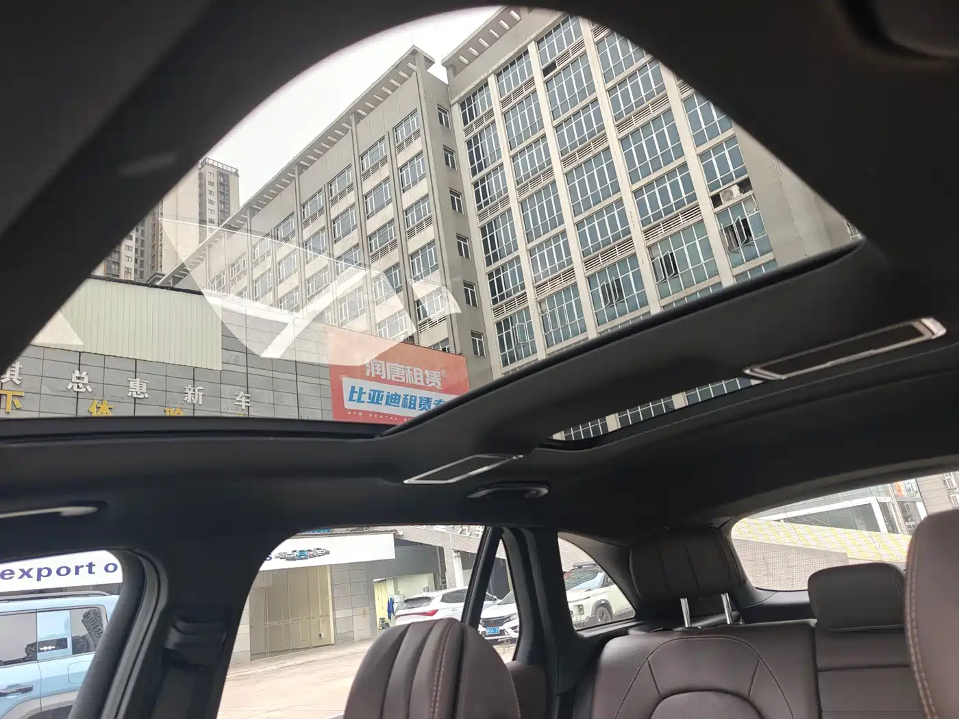 Mercedes-Benz GLC 2020 Facelift GLC 300 L 4MATIC Dynamic фото 16