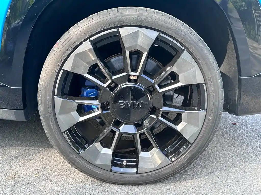 BMW XM 2024 2023 50e