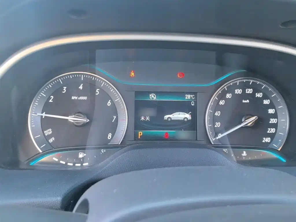 Buick Excelle 2016 Model 15N Automatic Luxury фото 4