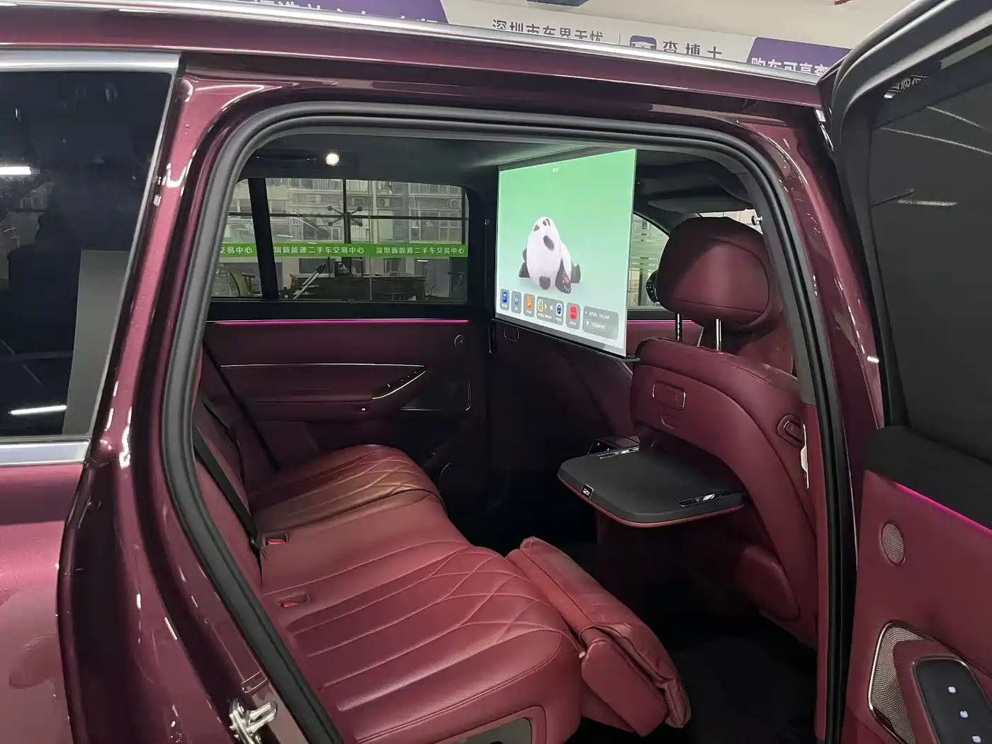 AITO Wenjie AITO M8 2025 Model Extended Range Ultra Edition 53.4kWh 5-Seater фото 9