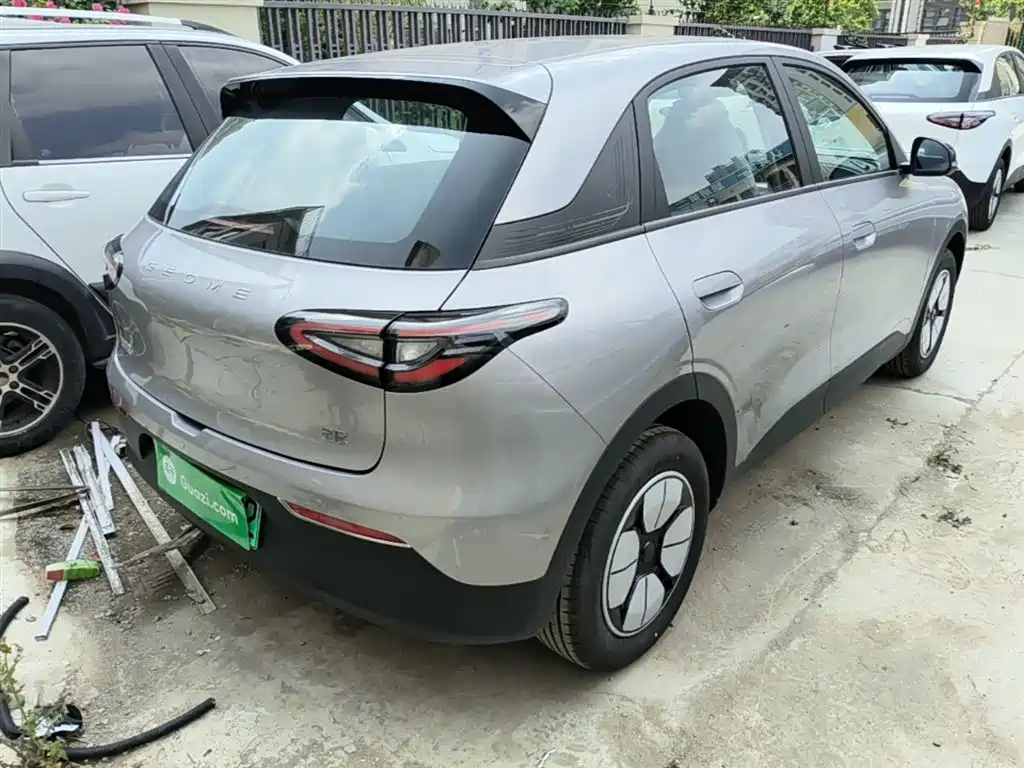Geely Galaxy Starry Wish 2026 Edition 310km Youth Version фото 7