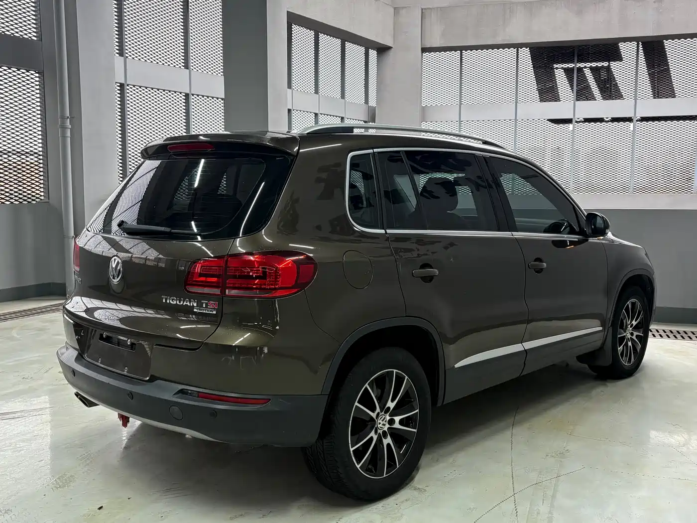 Volkswagen Tiguan 2013 1.8TSI Auto 4WD Luxury фото 9