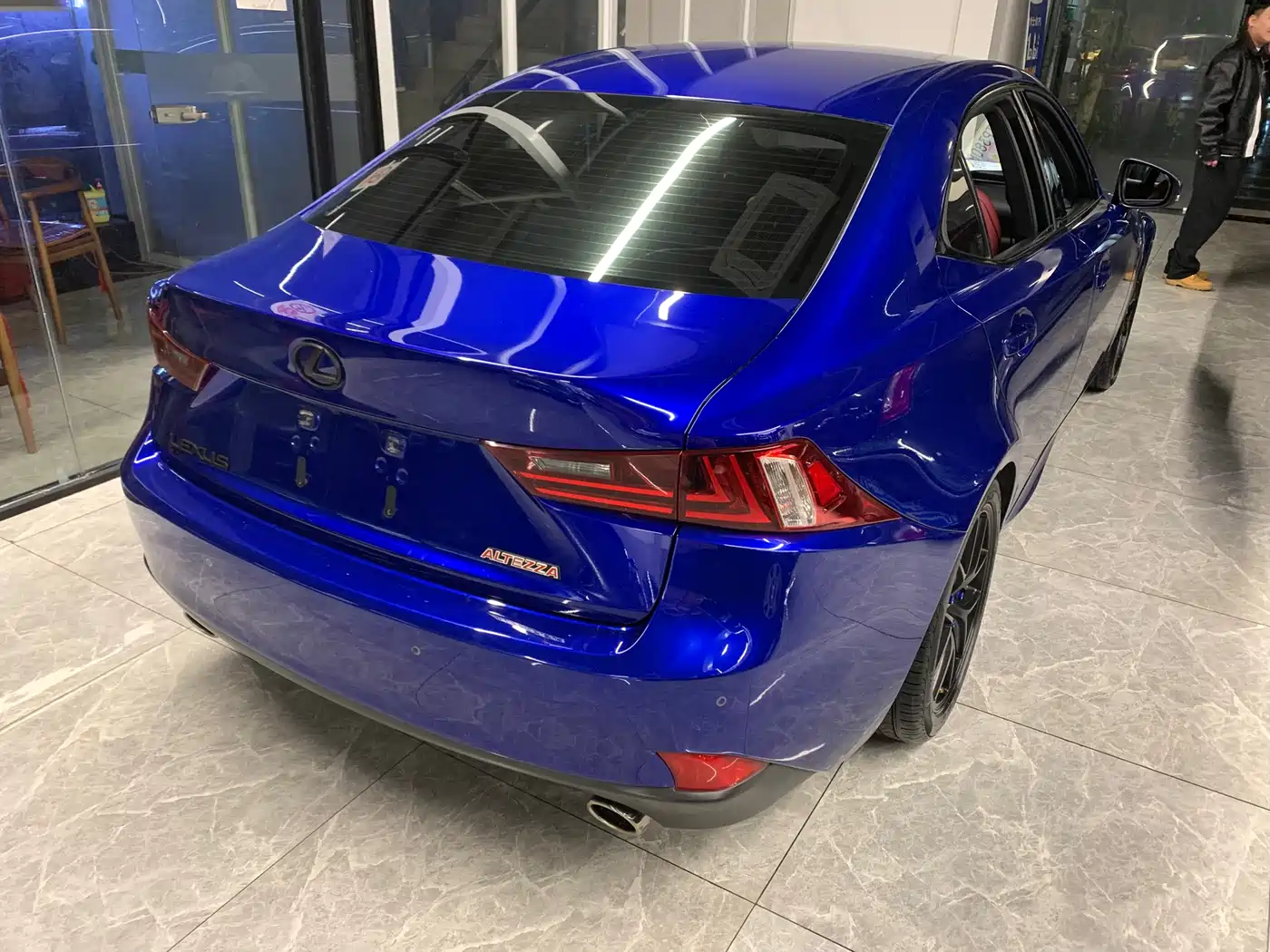 Lexus IS 2015 200t F SPORT фото 20