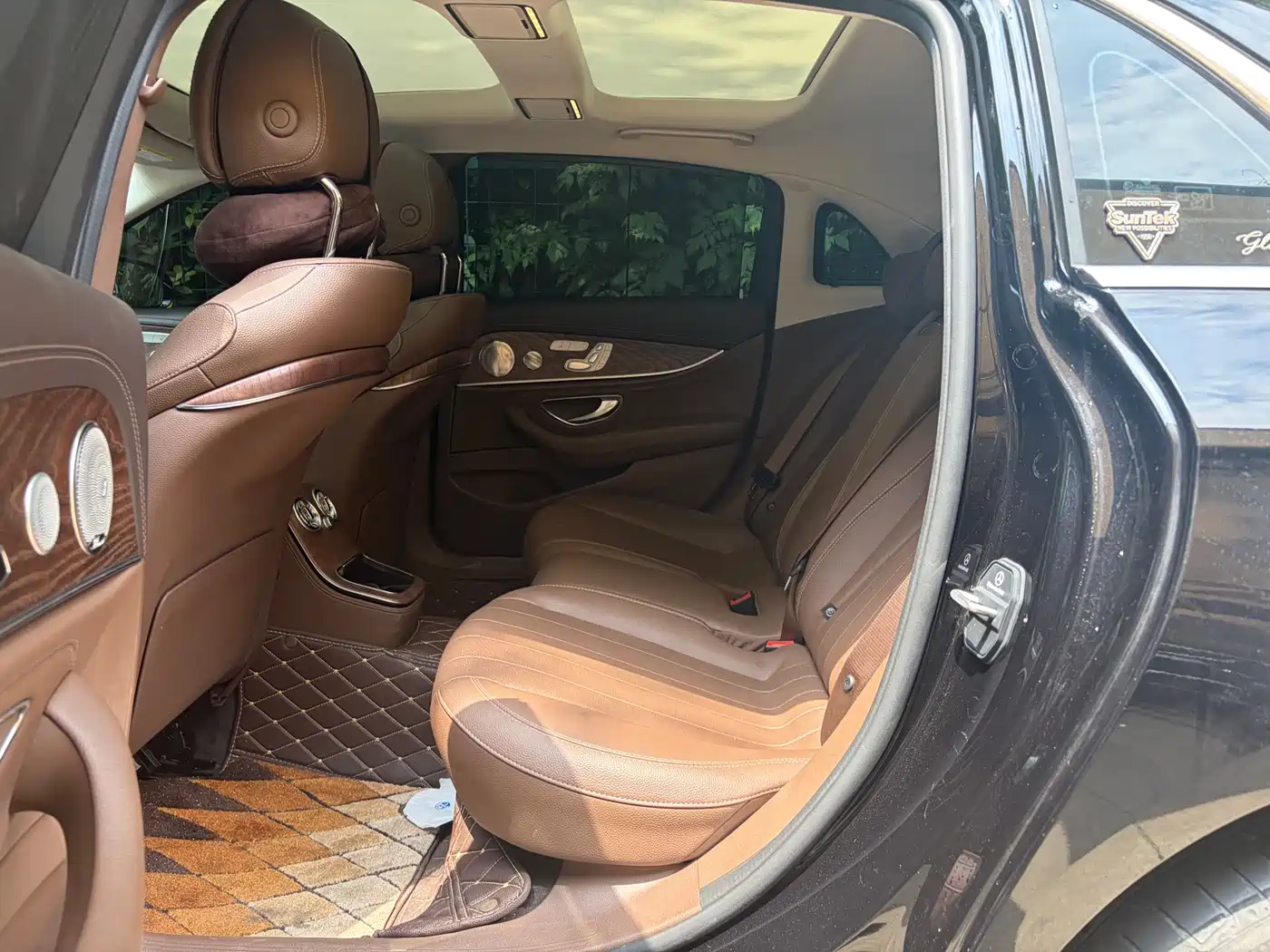 Mercedes-Benz E-Class 2023 Facelift E 300 L Luxury фото 8