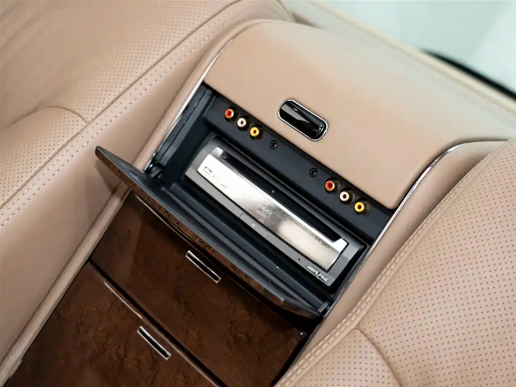 Maybach Maybach 2014 2007 Model 6.0T 62 S