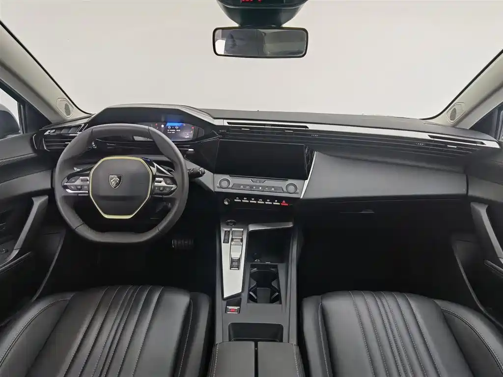 Peugeot 408X 2023 Gravity Edition фото 5