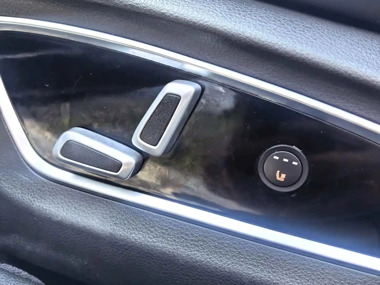 Фото 8 - Geely Borui