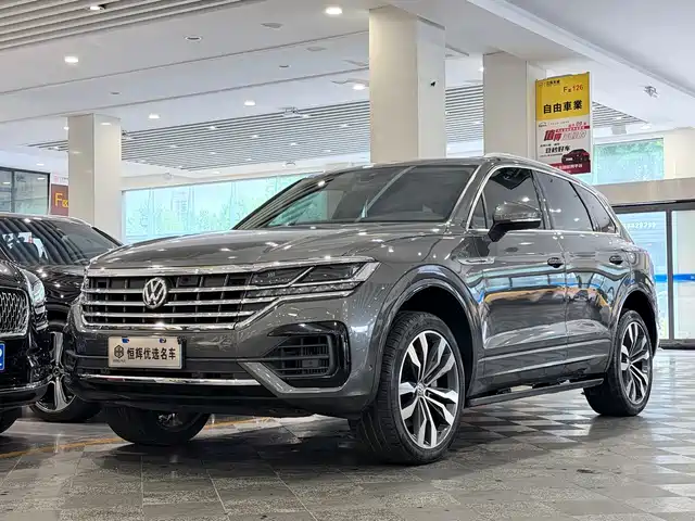  Volkswagen Touareg 2019 3.0TSI Sharp Intelligence Edition China VI